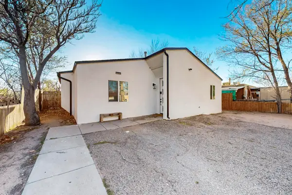 125 Sunset Place Sw, Albuquerque, NM 87105