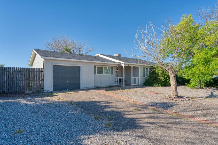 21 Sommerset Drive Se, Rio Rancho, NM 87124 - Image #2