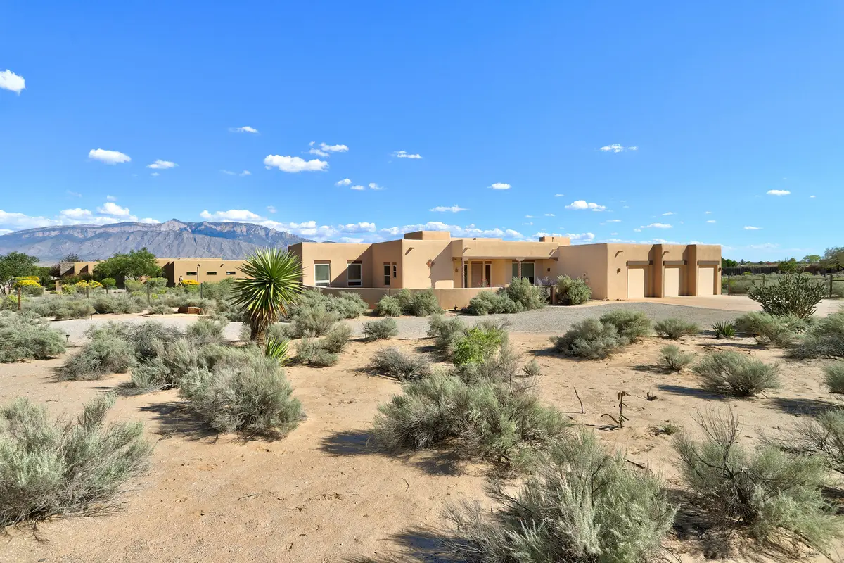 121 Todos Juntos Road, Corrales, NM 87048 - Image #1