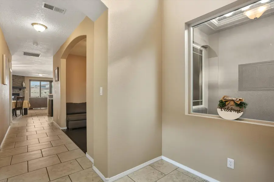 6355 Camino De Paz Road Nw, Albuquerque, NM 87120 - Image #3