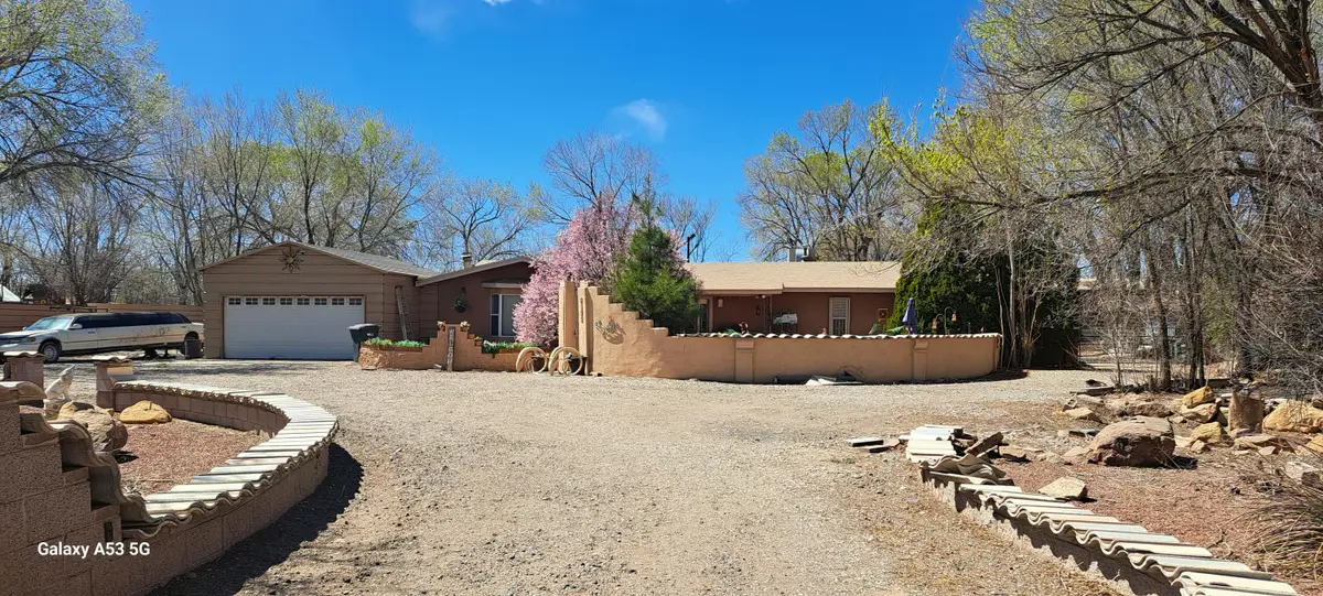 6105 Molinero Court Sw, Albuquerque, NM 87105 - Image #1