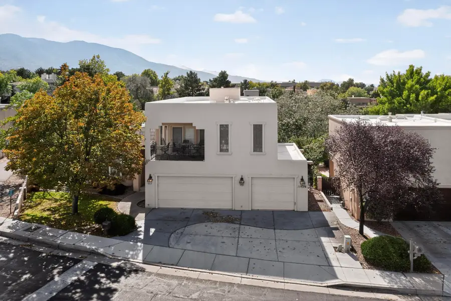 11436 Woodmar Lane Ne, Albuquerque, NM 87111 - Image #2