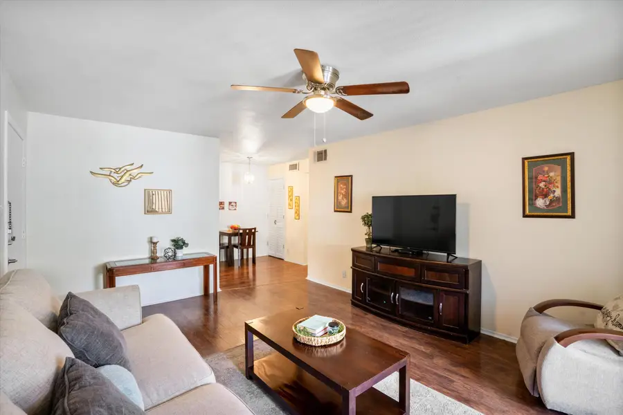 1601 Pennsylvania Street Ne #U16, Albuquerque, NM 87110 - Image #3