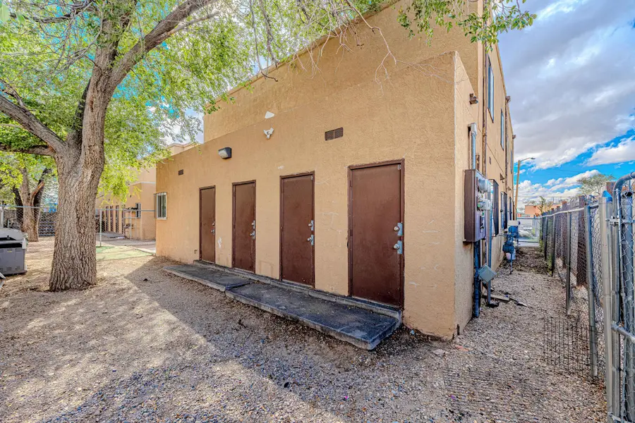 126 Rhode Island Street Se, Albuquerque, NM 87108 - Image #3