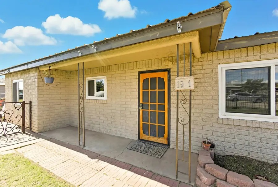 911 Impala Drive, Belen, NM 87002 - Image #3