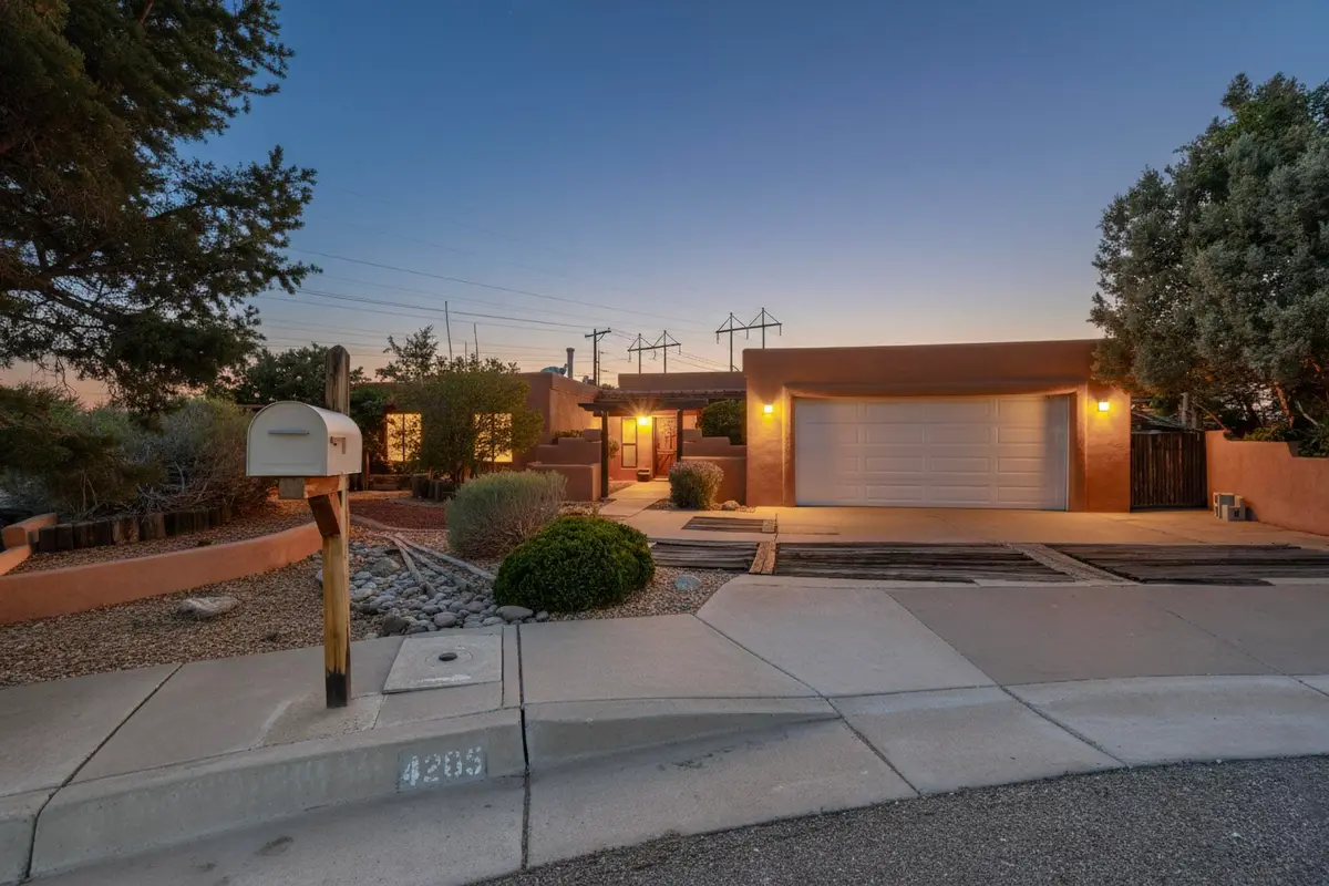 4205 Landau Street Ne, Albuquerque, NM 87111 - Image #1