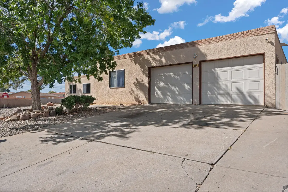 817 Oreja De Oro Drive Se, Rio Rancho, NM 87124 - Image #1
