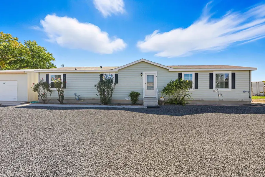 8 James Sanchez Lane, Belen, NM 87002 - Image #2