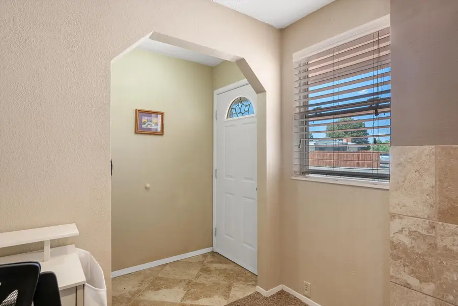 97 Carlsbad Avenue Avenue, White Rock, NM 87547 - Image #2