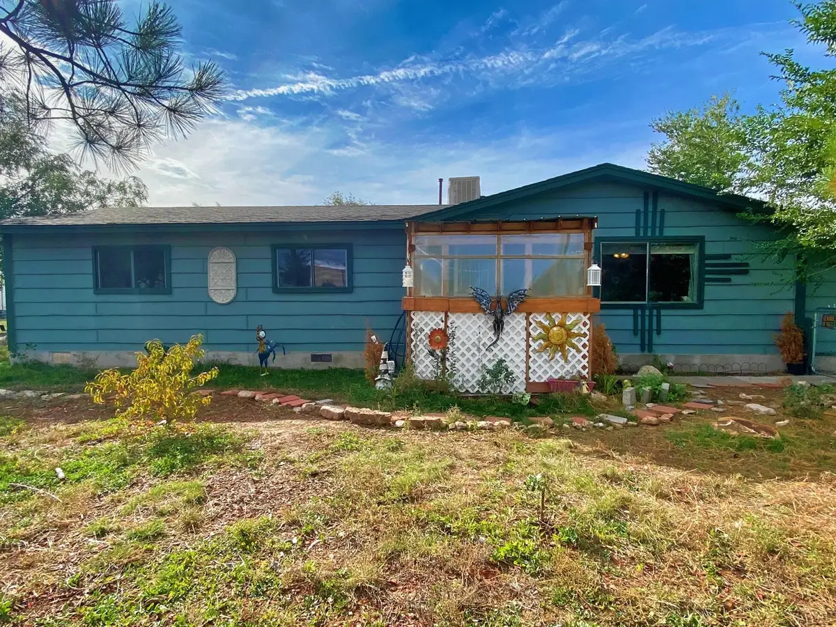 1106 W Leonard Avenue, Estancia, NM 87016 - Image #1