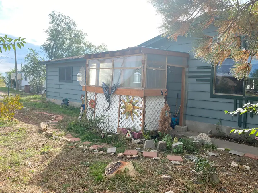 1106 W Leonard Avenue, Estancia, NM 87016 - Image #3