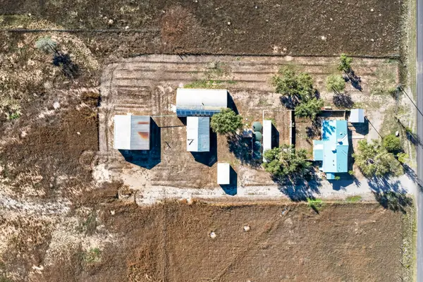 112 Ice Plant Road, McIntosh, NM 87032