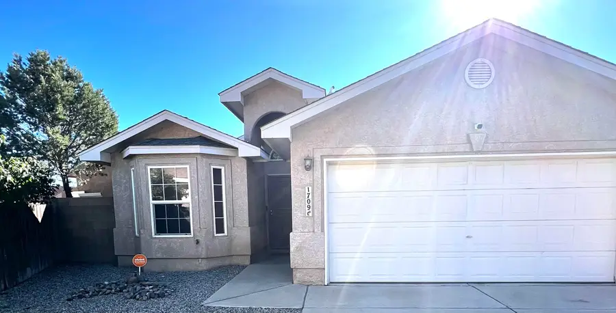 1709 Yarbrough Place Nw, Albuquerque, NM 87120 - Image #2