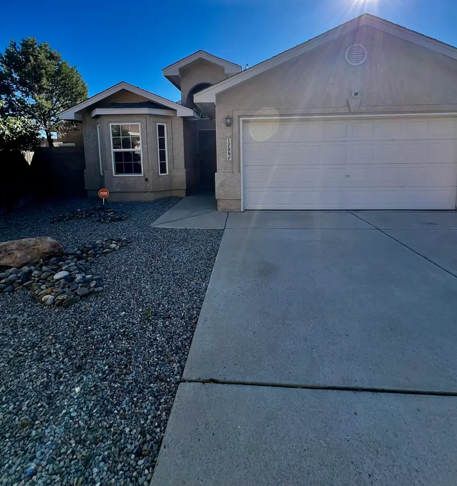 1709 Yarbrough Place Nw, Albuquerque, NM 87120 - Image #3