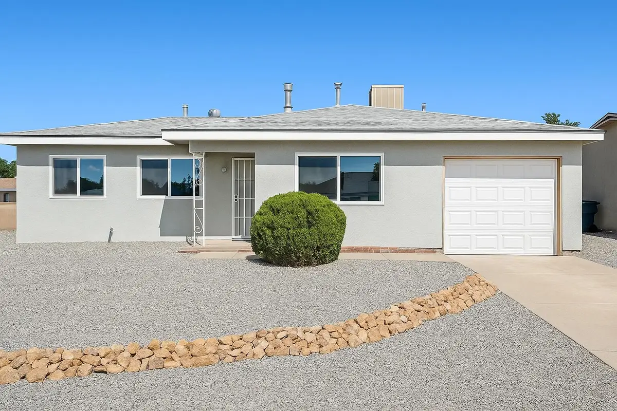 332 General Stilwell Street Ne, Albuquerque, NM 87123 - Image #1