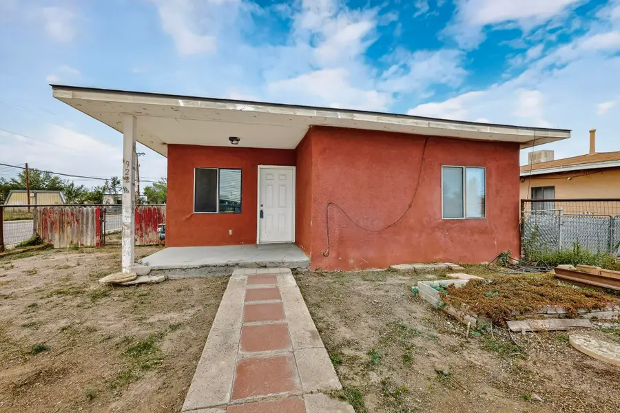 922 W Gilbert Avenue, Belen, NM 87002 - Image #2