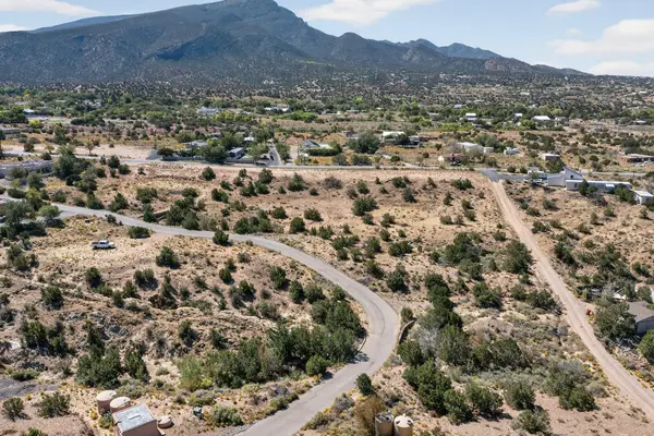 La Entrada, Placitas, NM 87043