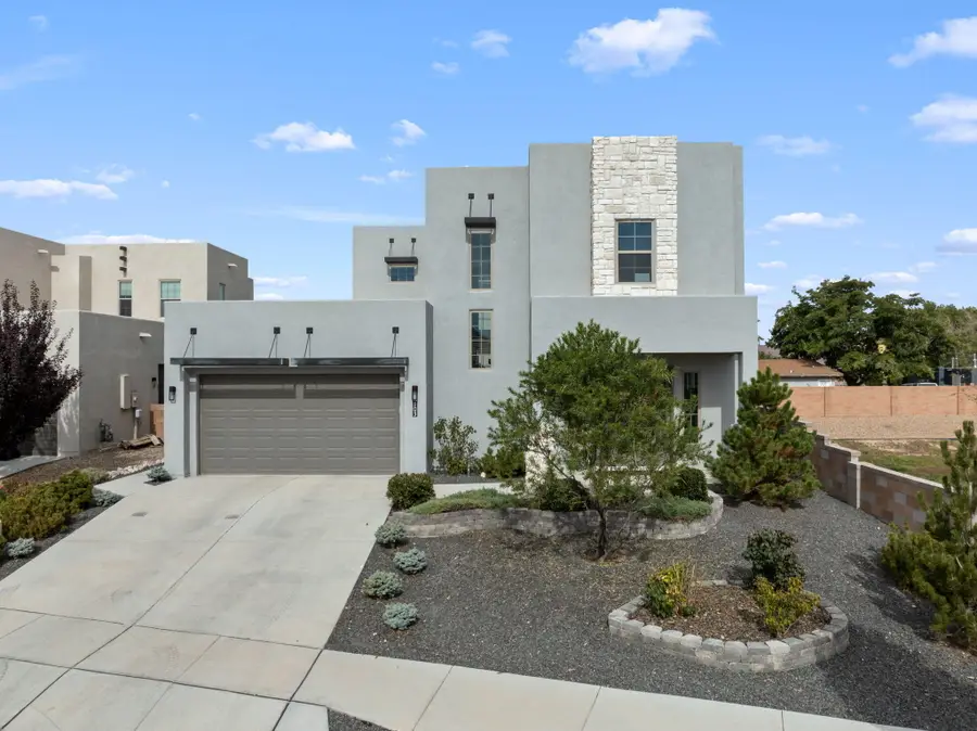 103 Fernleaf Court Nw, Albuquerque, NM 87107 - Image #3