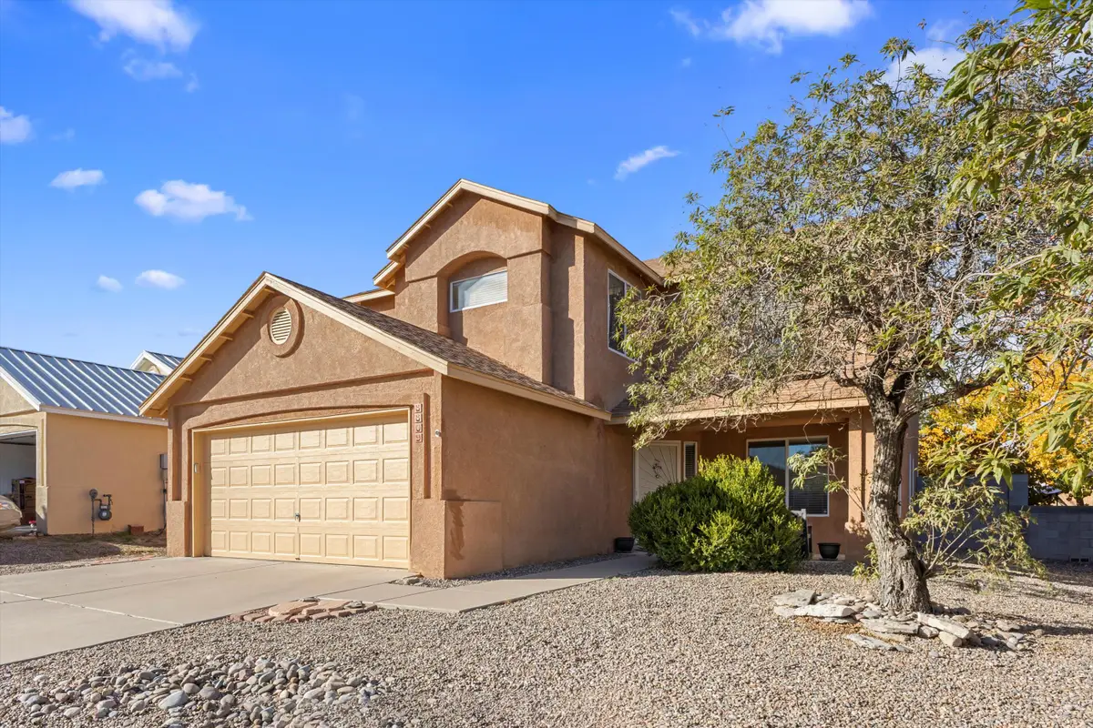 8809 Tenemaha Avenue Sw, Albuquerque, NM 87121 - Image #1