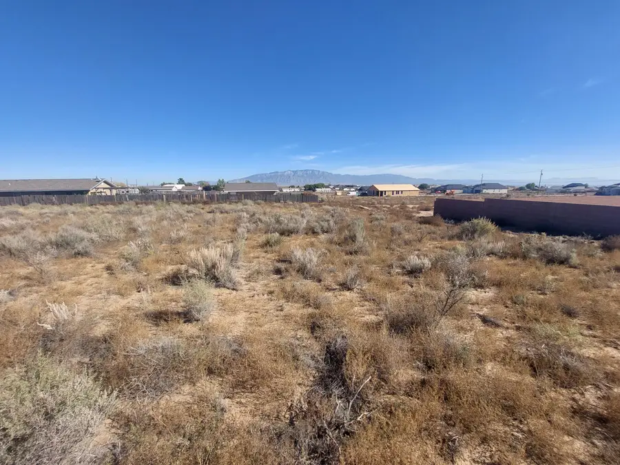 312 10th Avenue Ne, Rio Rancho, NM 87144 - Image #3