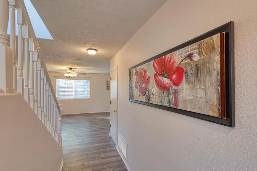 6904 Shale Avenue Ne, Albuquerque, NM 87113 - #3