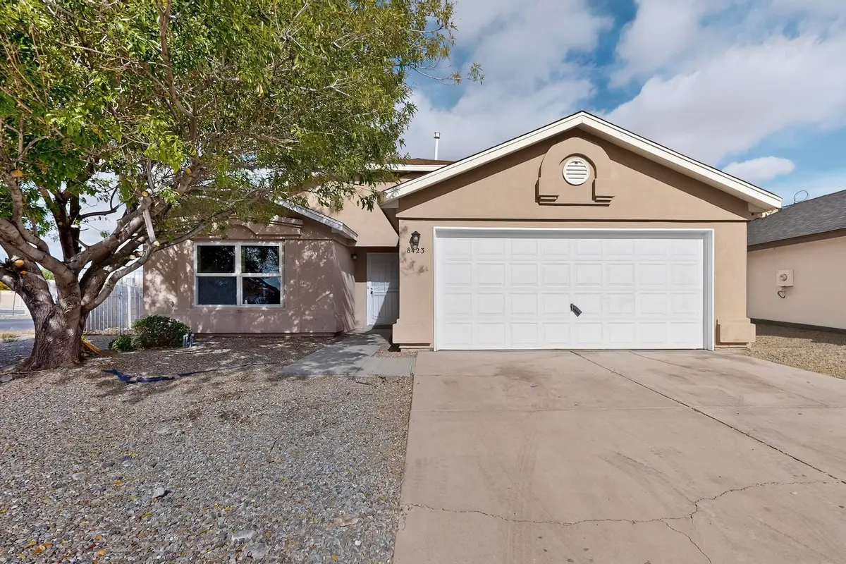 8423 Bay Mare Avenue Sw, Albuquerque, NM 87121 - Image #1
