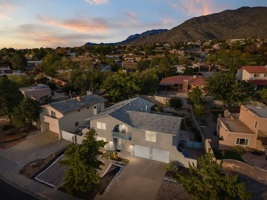 1212 Michael Hughes Drive Ne, Albuquerque, NM 87112 - Image #2