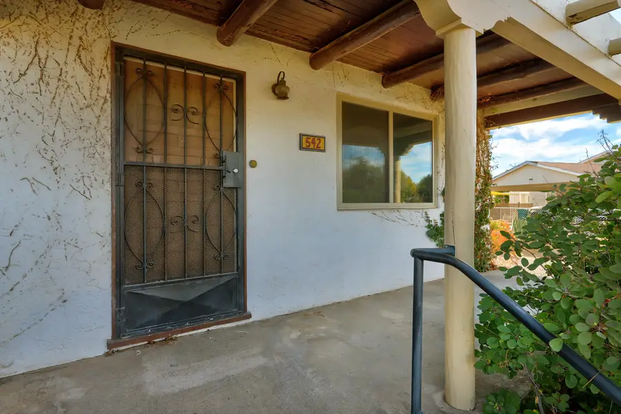 542 Mullen Road Nw, Los Ranchos De Albuquerque, NM 87107 - Image #3