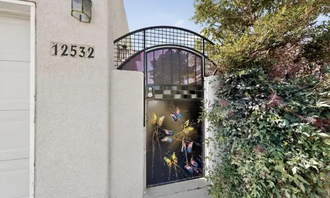 12532 Singing Arrow Avenue Se, Albuquerque, NM 87123 - Image #1