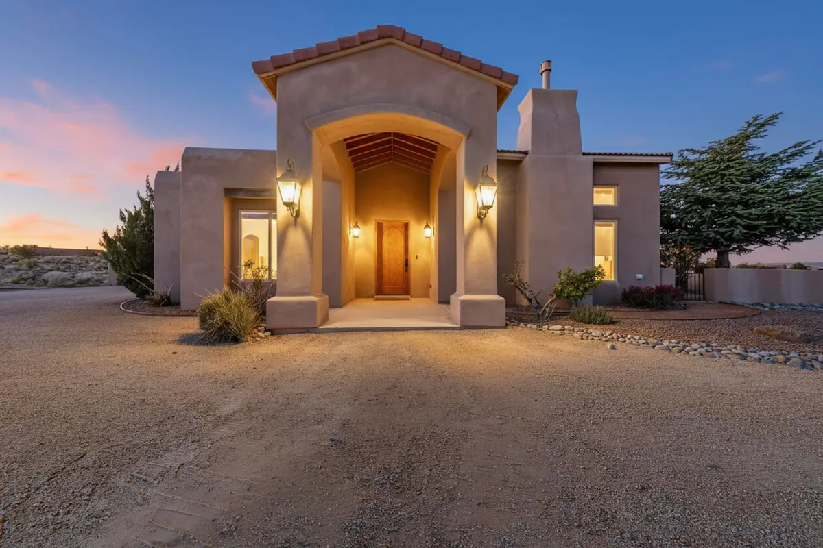 6533 Nagoya Road Ne, Rio Rancho, NM 87144 - Image #1