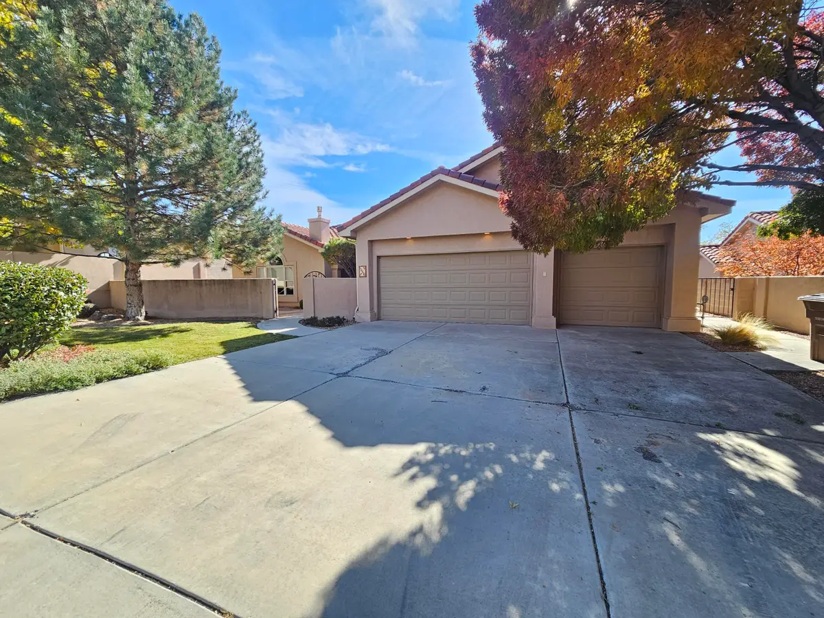 12076 Crimson Glory Road Ne, Albuquerque, NM 87122 - Image #1