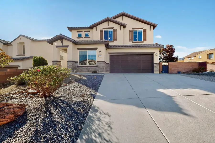 123 Las Medanales Court Ne, Rio Rancho, NM 87124 - Image #2