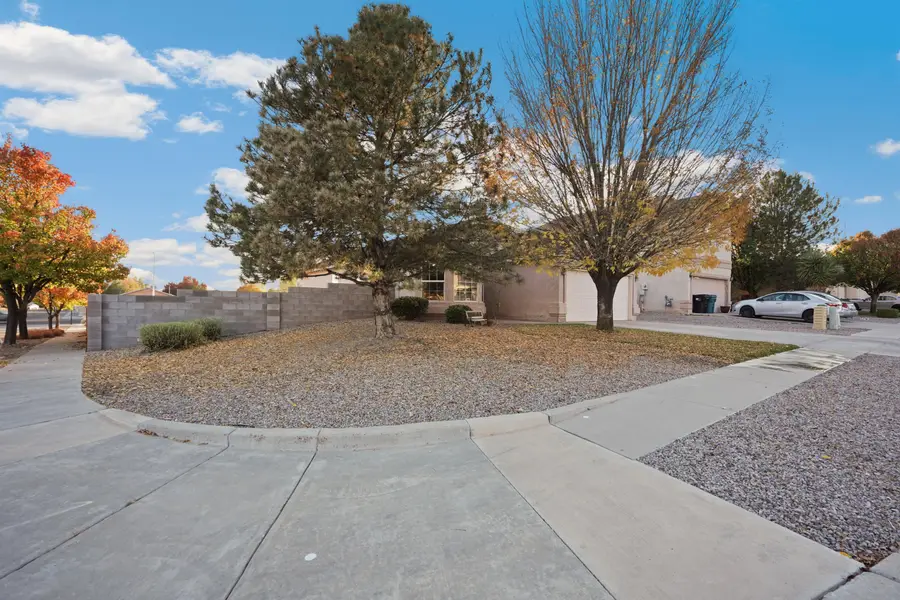 744 Ocate Meadows Drive, Rio Rancho, NM 87144 - Image #3