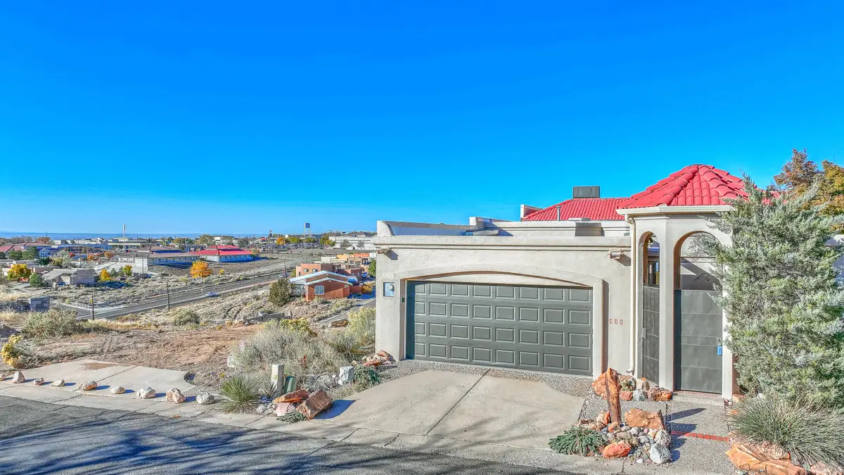 425 Pinon Creek Road Se, Albuquerque, NM 87123 - Image #1