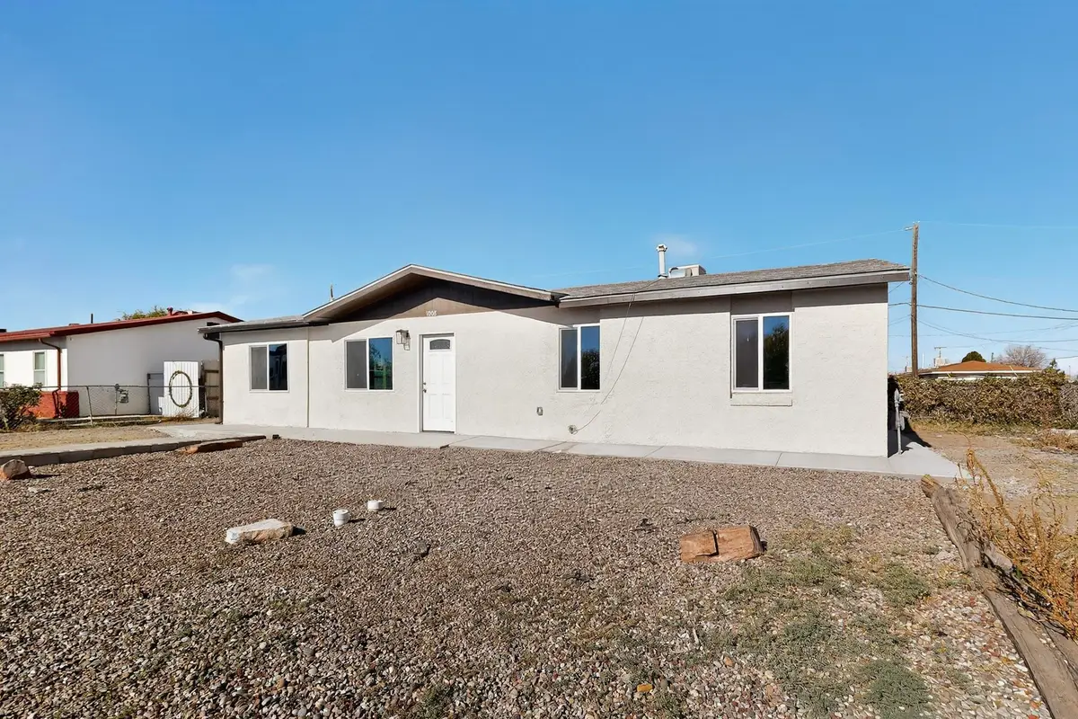 1008 W Ross Avenue, Belen, NM 87002 - Image #1