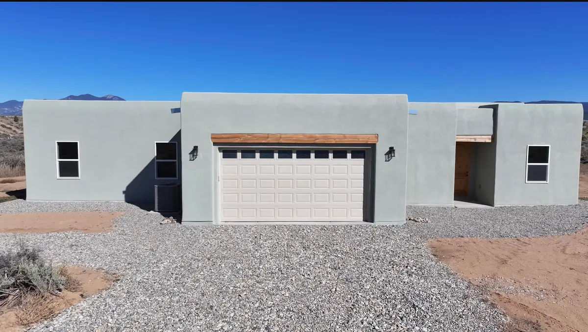 10 Colty Road, Ranchos De Taos, NM 87557 - Image #1