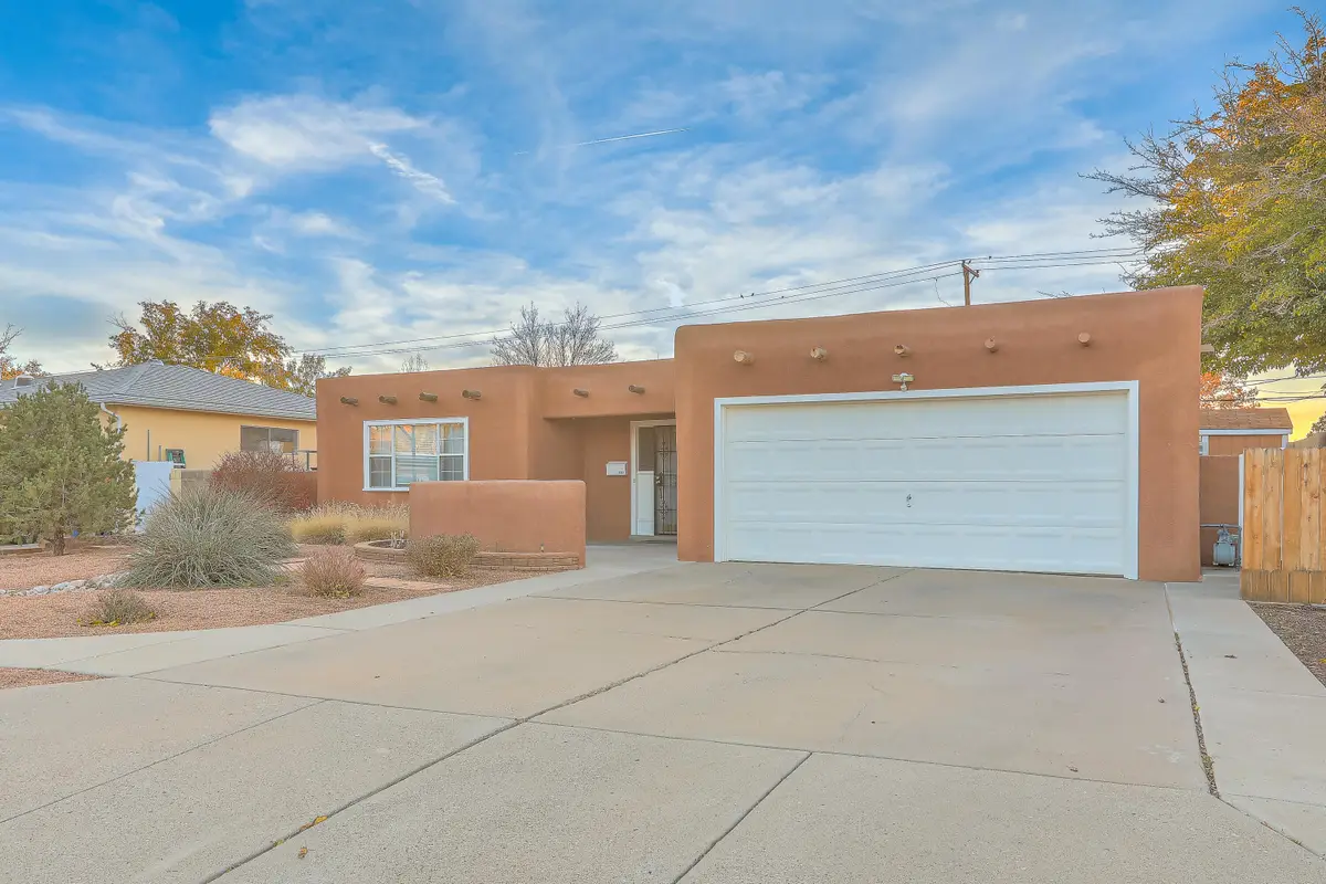 1325 Glorieta Street Ne, Albuquerque, NM 87112 - Image #1