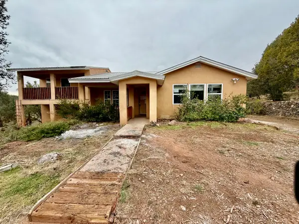 14 Pinon Avenue, Cedar Crest, NM 87008