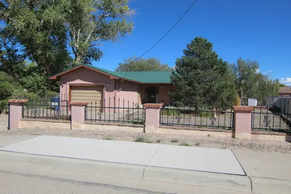 652 Helen Circle, Los Lunas, NM 87031