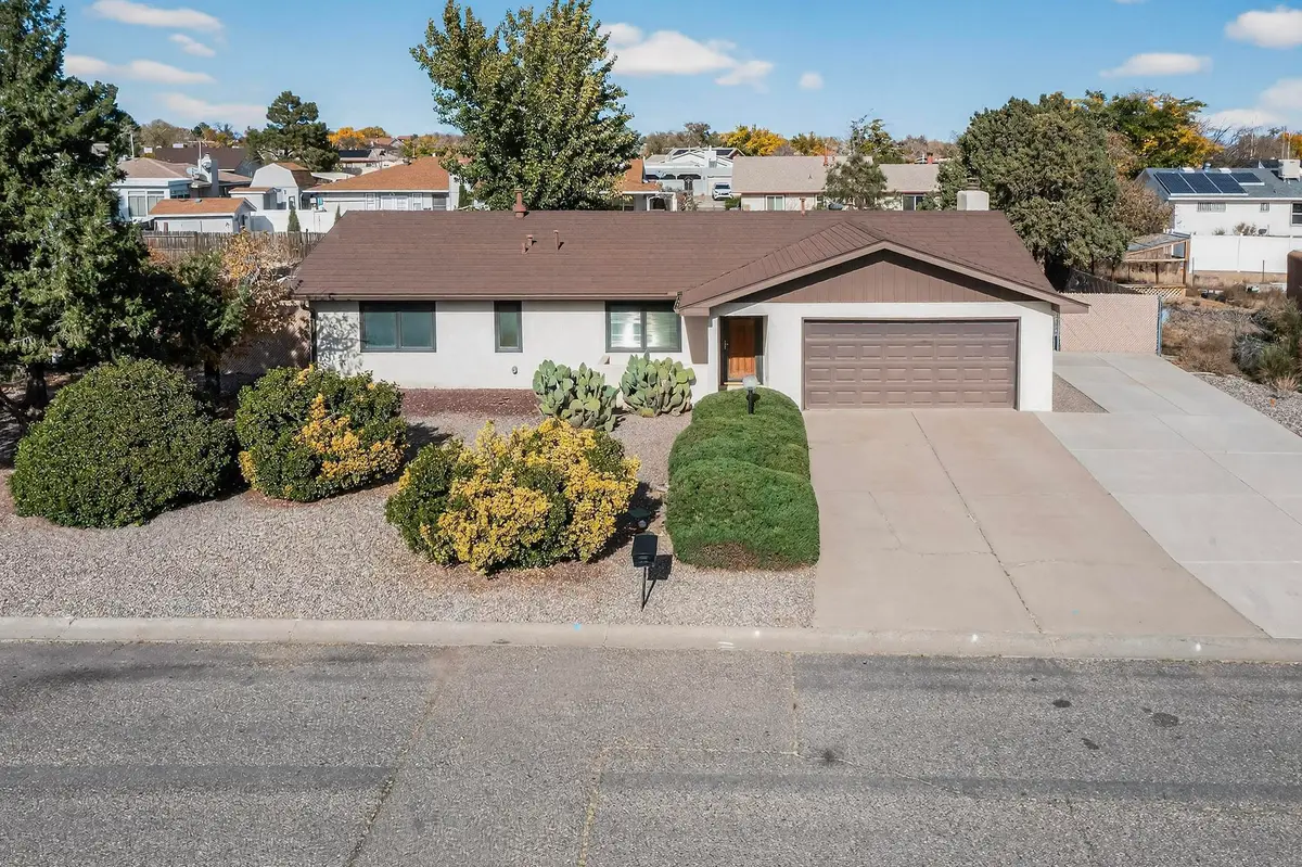 2107 Virgin Wood Road Ne, Rio Rancho, NM 87124 - Image #1