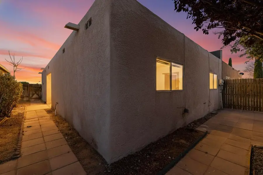3325 Corona Drive Nw, Albuquerque, NM 87120 - Image #2