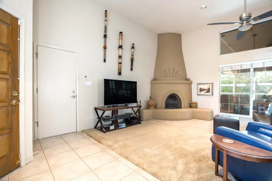 2452 Plaza Vizcaya Nw, Albuquerque, NM 87104 - Image #3