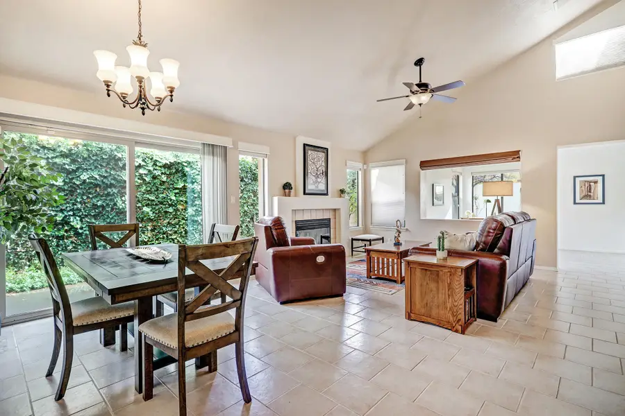 10816 Academy Ridge Road Ne, Albuquerque, NM 87111 - Image #2