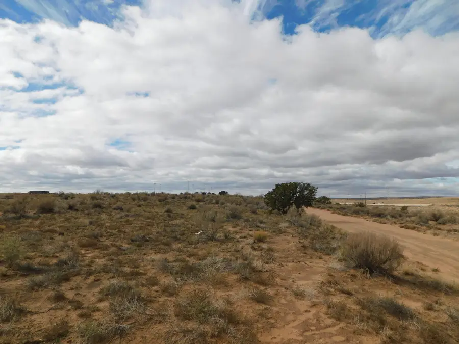 6704 Hamilton Road Ne, Rio Rancho, NM 87144 - Image #2