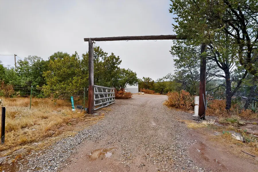 4038 Martinez Road, Edgewood, NM 87015 - Image #3