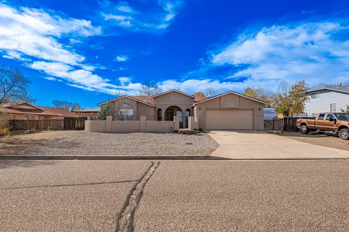 2525 Cabezon Drive Ne, Rio Rancho, NM 87144 - Image #1