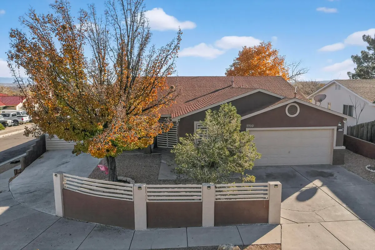 7700 Windsong Place Sw, Albuquerque, NM 87121 - Image #1