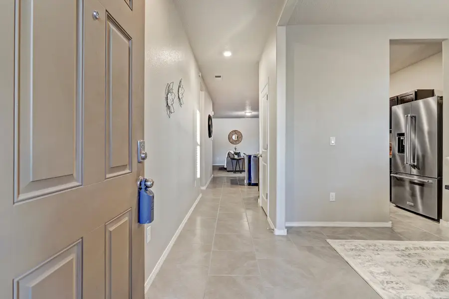 2107 Solitaire Street Ne, Rio Rancho, NM 87144 - Image #2