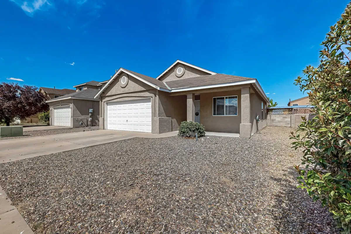 700 Lone Pine Drive Sw, Albuquerque, NM 87121 - Image #1