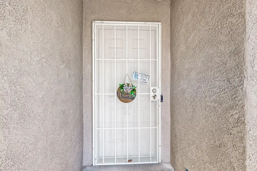 700 Lone Pine Drive Sw, Albuquerque, NM 87121 - Image #3
